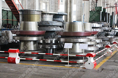 立磨機(jī)輪轂