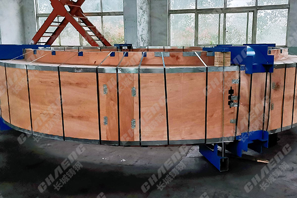 45噸回轉窯輪帶與50噸箱體鑄鋼件成功發貨