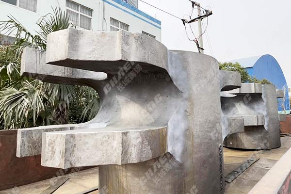 2件20噸舵柄鑄鋼件質檢合格，順利發貨