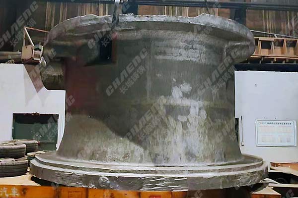 5件30噸破碎機架體從鑄鋼件加工廠發貨