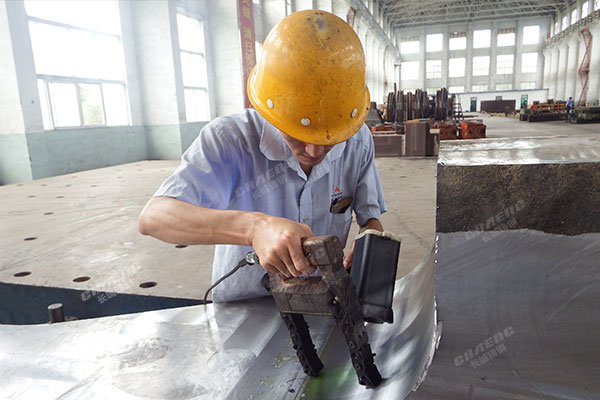 大型鑄鋼件磁粉檢測的一般要求有哪些？